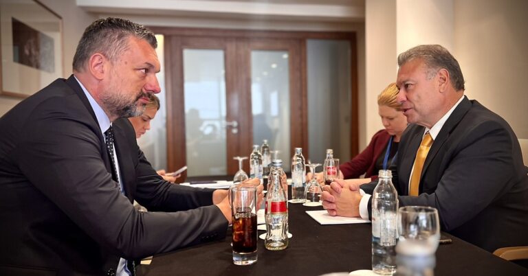 Konaković s Escobarom: Vanredne prilike u BiH