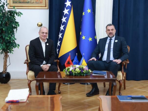 Konaković s Hasanijem: Snažna podrška Albanije BiH