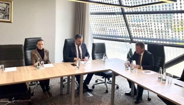 Konaković s Lajčakom: Ratifikacija tri sporazuma