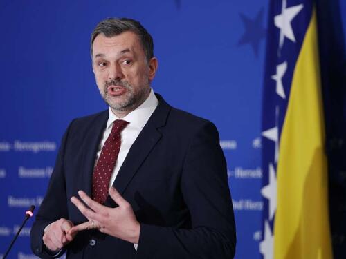 Konaković: S onima koji varaju i ucjenjuju ne želimo