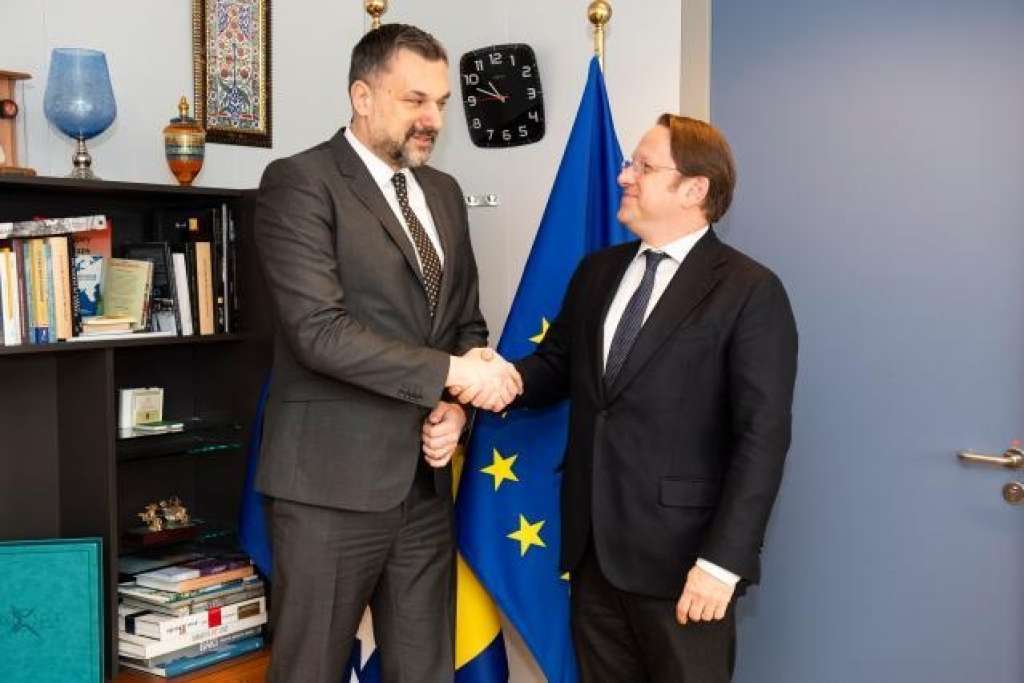 Konaković s Varhelyijem: U Briselu ne kriju zadovoljstvo