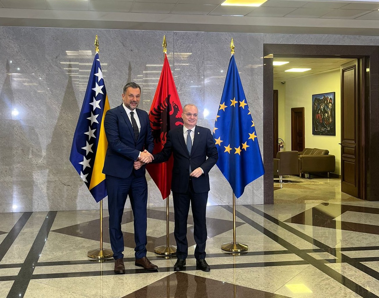 Konaković sa albanskim ministrom Hasanijem o ekonomskoj saradnji