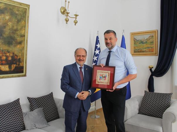 Konaković sa ambasadorom Meksika Coronom o saradnji i ekonomiji