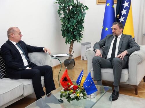 Konaković sa Hasanijem: BiH je u čudnoj krizi, ali ima rješenje na stolu