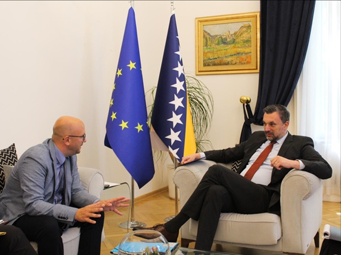 Konaković sa Sarrazinom o pomacima u BiH 