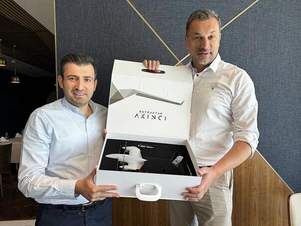 Konaković sa tvorcem moćnih dronova o potencijalnoj saradnji