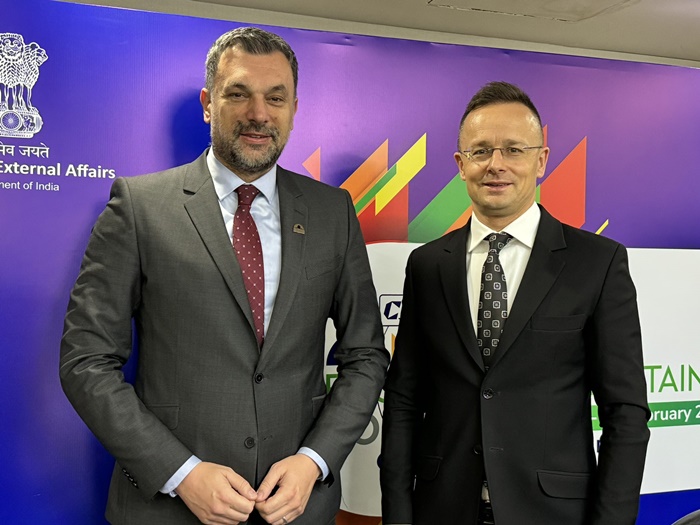 Konaković se u New Delhiju sastao sa Szijjártóom