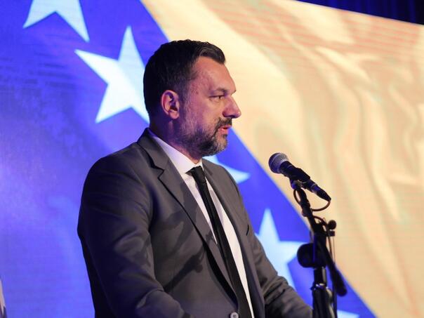 Konaković: Sve ovo za 7,5 mjeseci i najdestruktivniju opoziciju na svijetu