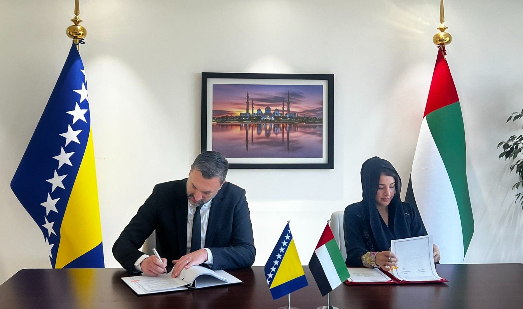 Konaković u UAE: Spremnost za saradnju ispunjenu zajedničkim prosperitetom i prijateljstvom