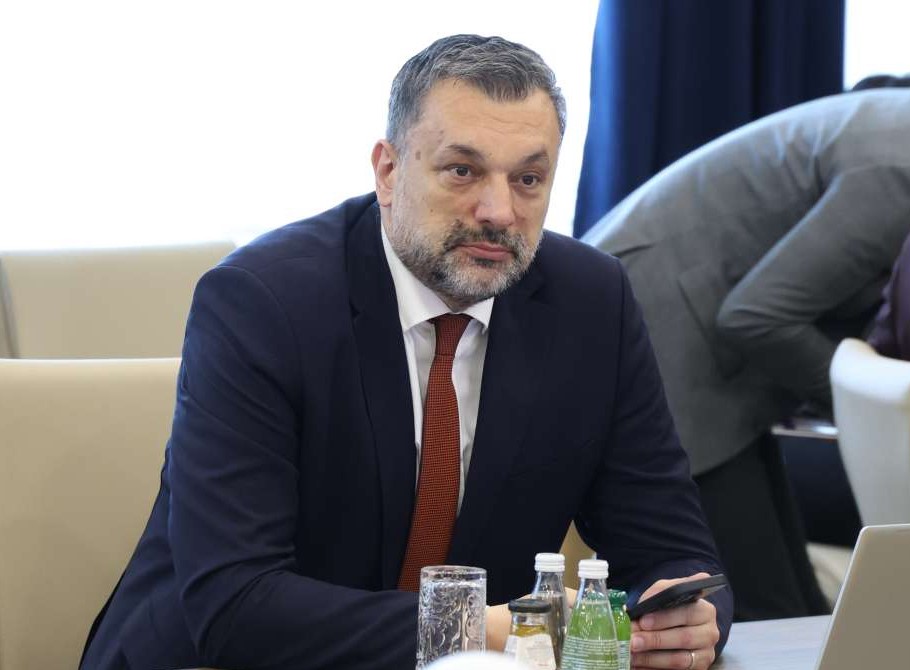 Konaković uputio apel Komšiću i Bećiroviću