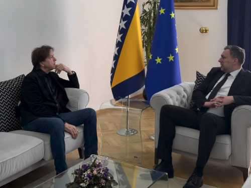 Konaković uručio diplomatski pasoš Zdravku Čoliću