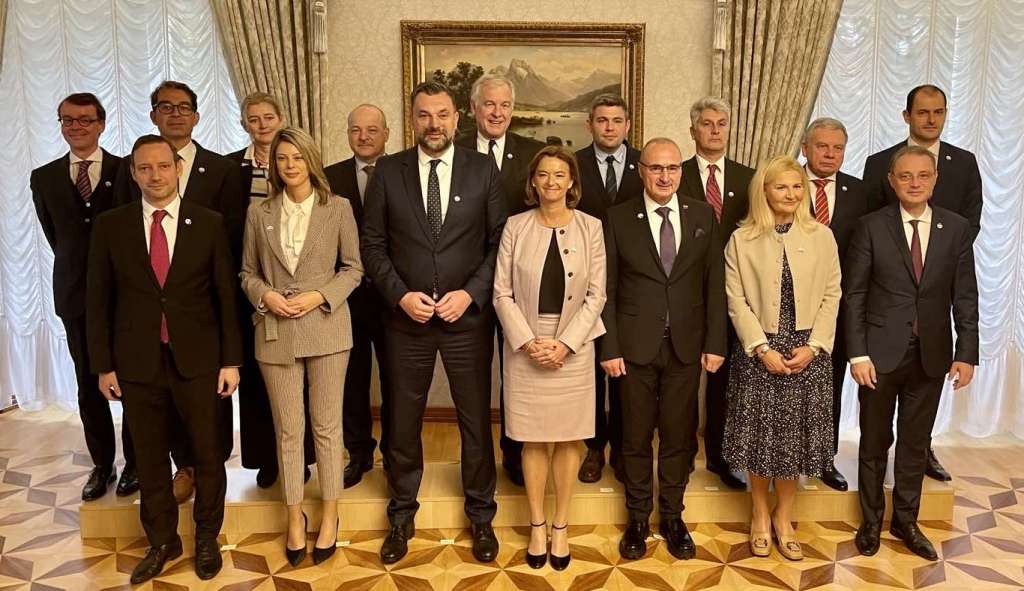 Konaković: Želimo da mladi ostaju u BiH i tu grade budućnost