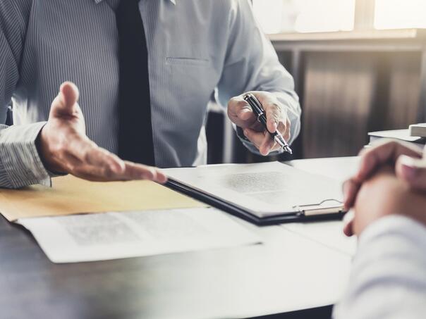 Konfuzija u RS: Bankari i notari ne znaju šta da rade