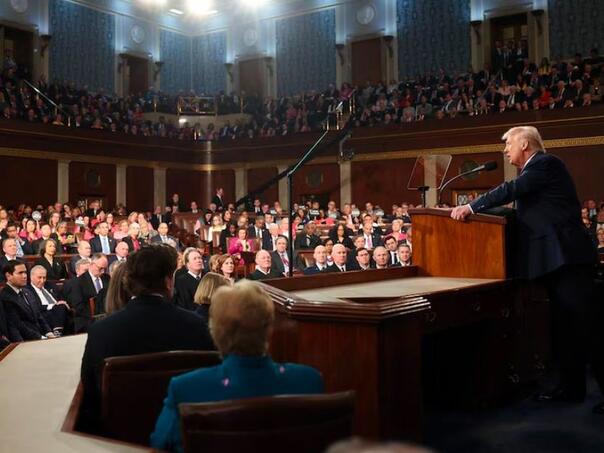 Kongresmeni poručili Trumpu: Za rat protiv Irana odlučuje Kongres!