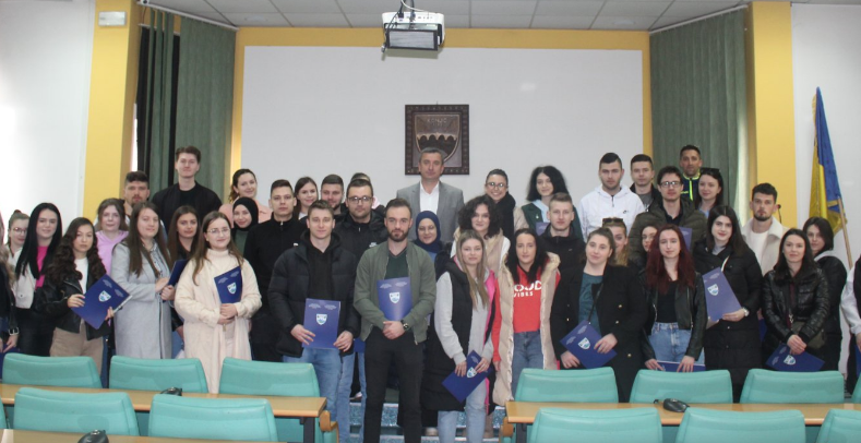 Konjic: Svi studenti i srednjoškolci koji ispunjavaju uslove dobili stipendije