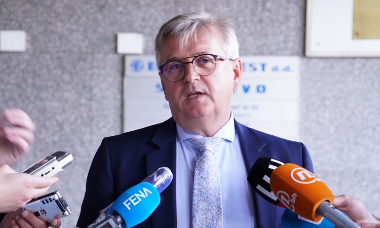 Konsenzus o povećanju minimalne plaće u FBiH