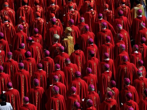 Konzervativni katolici u borbi za novog papu: Pritisci, lobiranja i digitalna kampanja