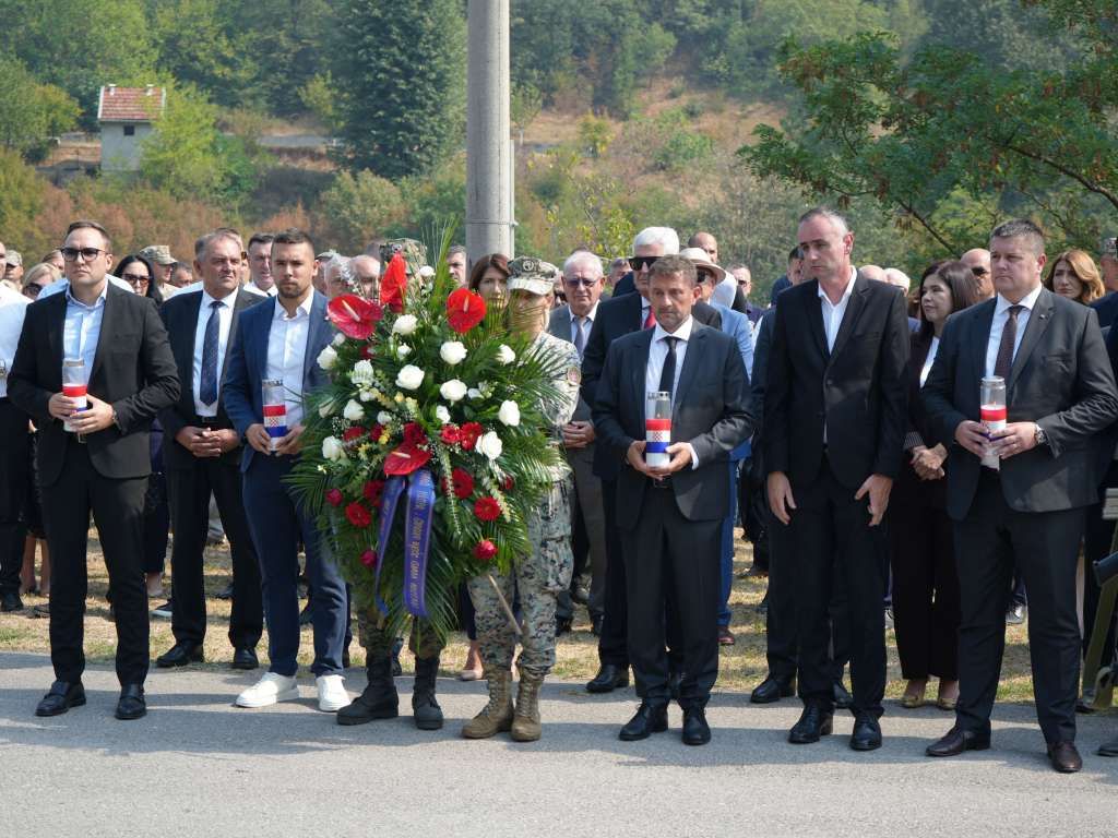 Kordić i Rahimić na obilježavanju 33. godišnjice zločina nad hrvatskim civilima u Grabovici