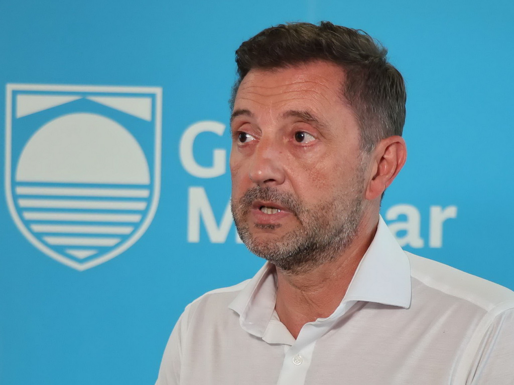 Kordić potvrdio: Krenuo odvoz otpada iz grada Mostara