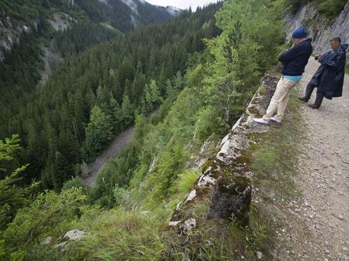 Korićanske stijene: Godišnjica jednog od najstrašnijih ratnih zločina u BiH