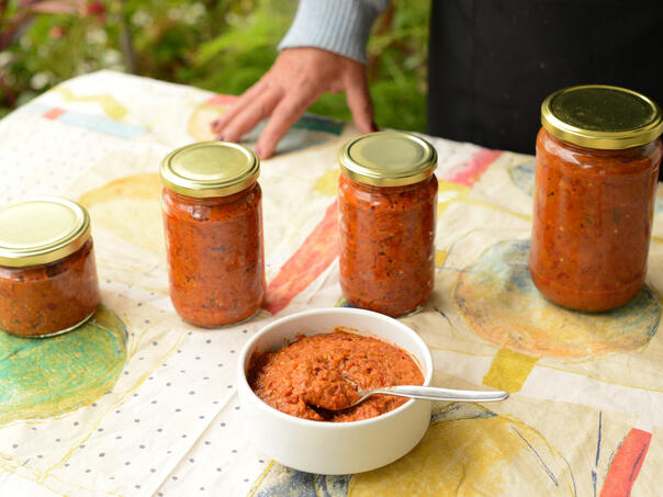 Koristan savjet: Kako očuvati svježinu domaćeg ajvara?