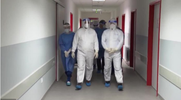 Korona alarm i upozorenje pulmologa:„Ovo je najgori omikron do sada“