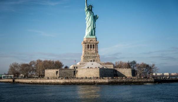 Koronavirus bi mogao izazvati recesiju u SAD-u