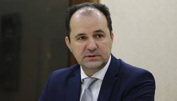 Koronavirusom zaražen i Safet Softić