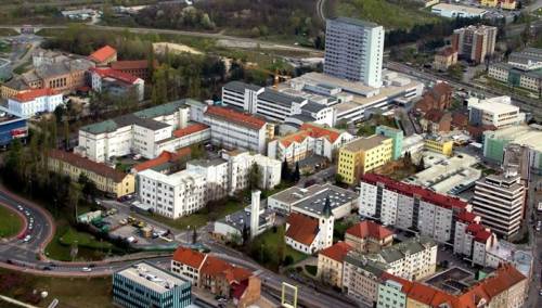 Koronavirusom zaraženo troje liječnika u mariborskoj bolnici