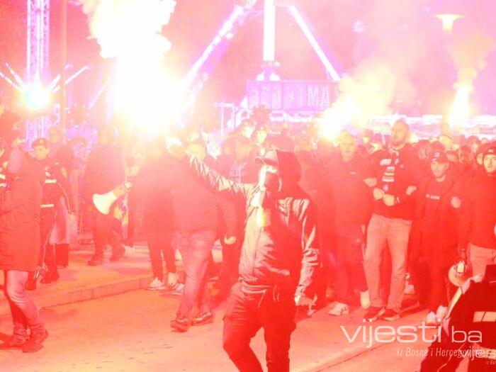 Korteo BH Fanaticosa iz drona: Zenica "gori", Italijani, dobrodošli u "pakao"!