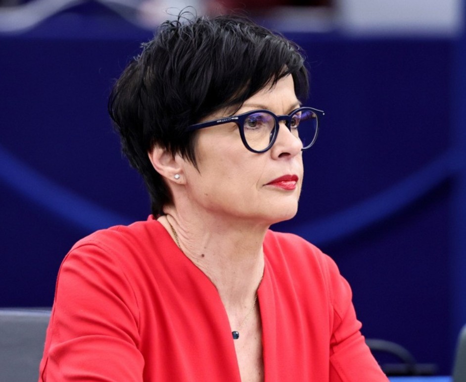 Kos: Crna Gora će se prva pridružiti EU, a zatim Albanija