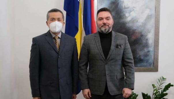 Košarac i ambasador Kine o aktuelnim političkim i ekonomskim temama
