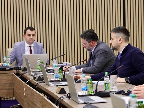 Košarac i Amidžić protiv dnevnog reda redovne sjednice VMBiH, Krišto zakazala vanrednu