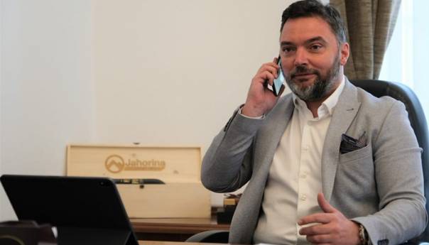 Košarac i Sattler o zaštiti domaćih privrednih kapaciteta