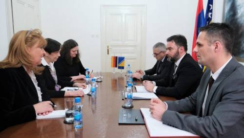 Košarac i Uebber o ekonomskim i političkim pitanjima