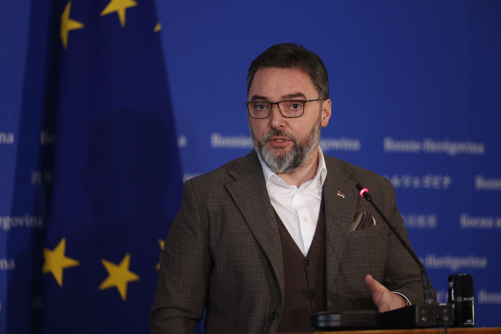 Košarac o sastanku: Pokušava se derogirati dogovor iz Laktaša