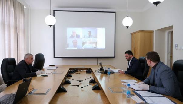 Košarac organizovao sastanak o podršci domaćim privrednicima