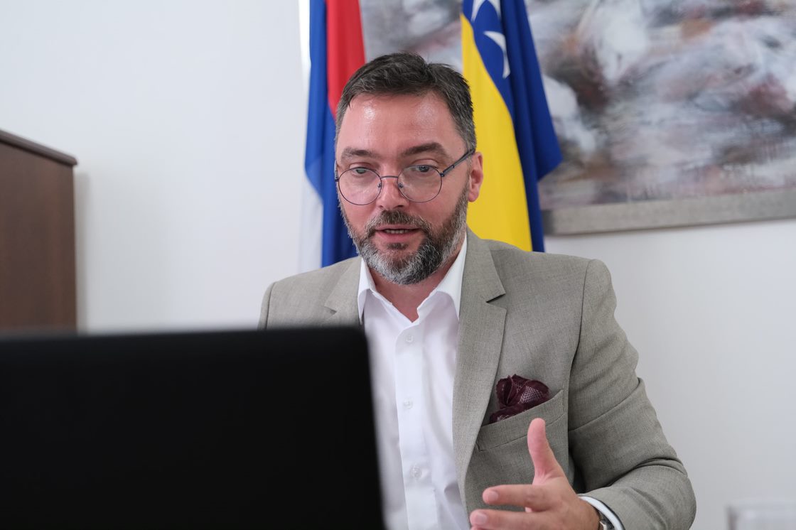 Košarac: Postupak ministrice Turković neprihvatljiv