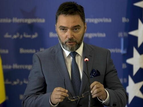 Košarac: Povezivanje sankcija i carinskih olakšica unaprijed osmišljen scenario