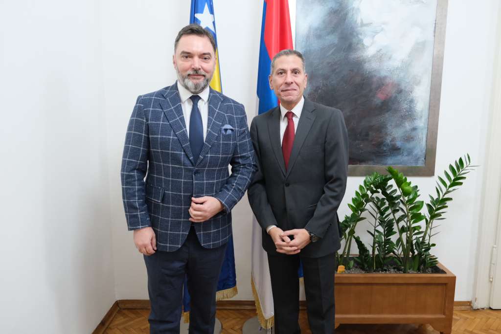 Košarac s ambasadorom Egipta Hagagom o unapređenju ekonomske saradnje