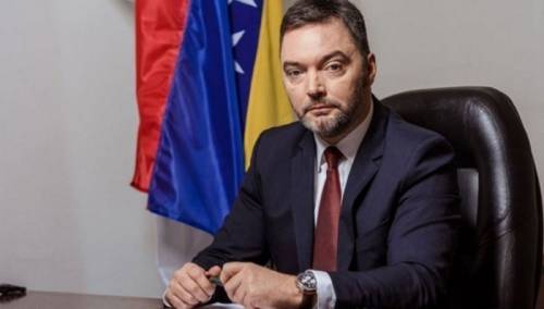 Košarac: Tražim hitne reakcije nadležnih institucija oko Trgovske gore