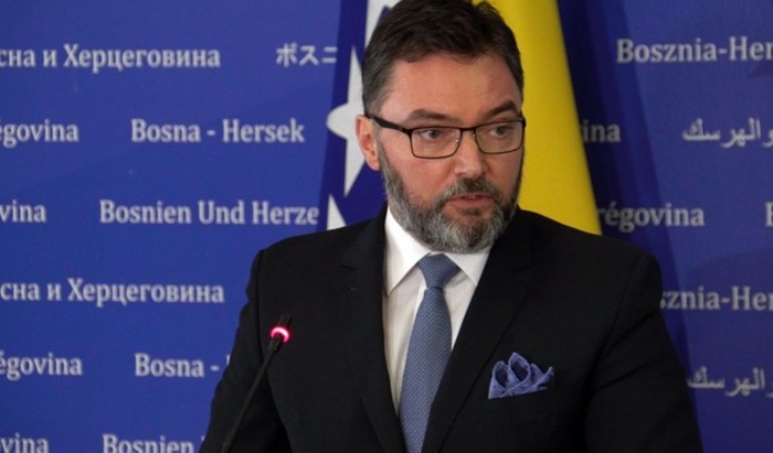 Košarac: Zauzeti proaktivan pristup u rješavanju Trgovske gore