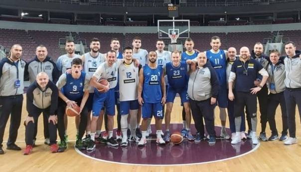 Košarkaši BiH jutros trenirali u Rigi, svi negativni na koronavirus