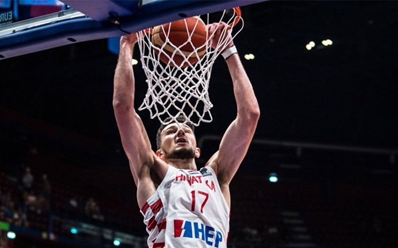 Košarkaši Hrvatske poslije drame pobijedili Estoniju