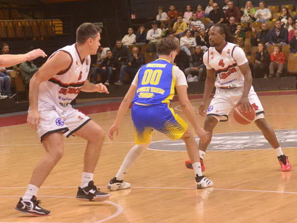 Košarkaši Slobode pobjedom otvorili sezonu