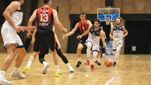 Košarkaši Sparsa i Bosne Royal ostvarili ubjedljive pobjede