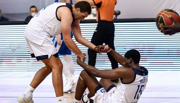 Košarkaši Sparsa poraženi u Bratuncu, Borac bolji od Leotara ,Sloboda ubjedljiva protiv Proma