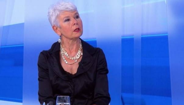 Kosor: Neugodno mi je da po RH kavu pije i svima se smije negator genocida