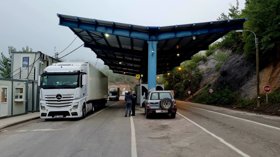 Kosovo i Srbija bez ulazno/izlaznih dokumenata