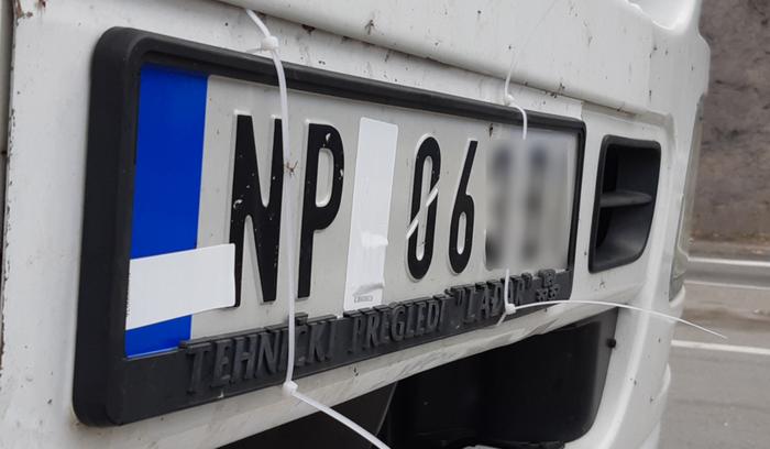 Kosovo: Primjena odluke o ličnim kartama i tablicama od septembra